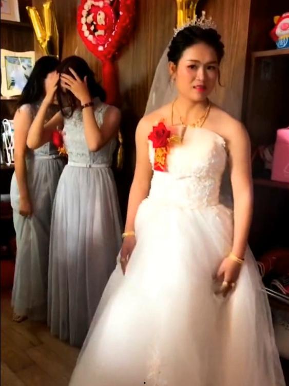 最后的伴娘,见证幸福时刻的美丽见证者